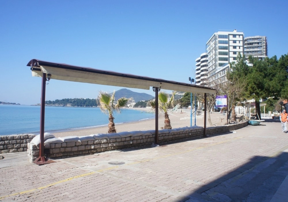Jednosoban-stan-na-prvoj-liniji-u-Rafailovicima-Budva-2 Jednosoban stan 85 m² – Rafailovići, Budva — fotografija 3