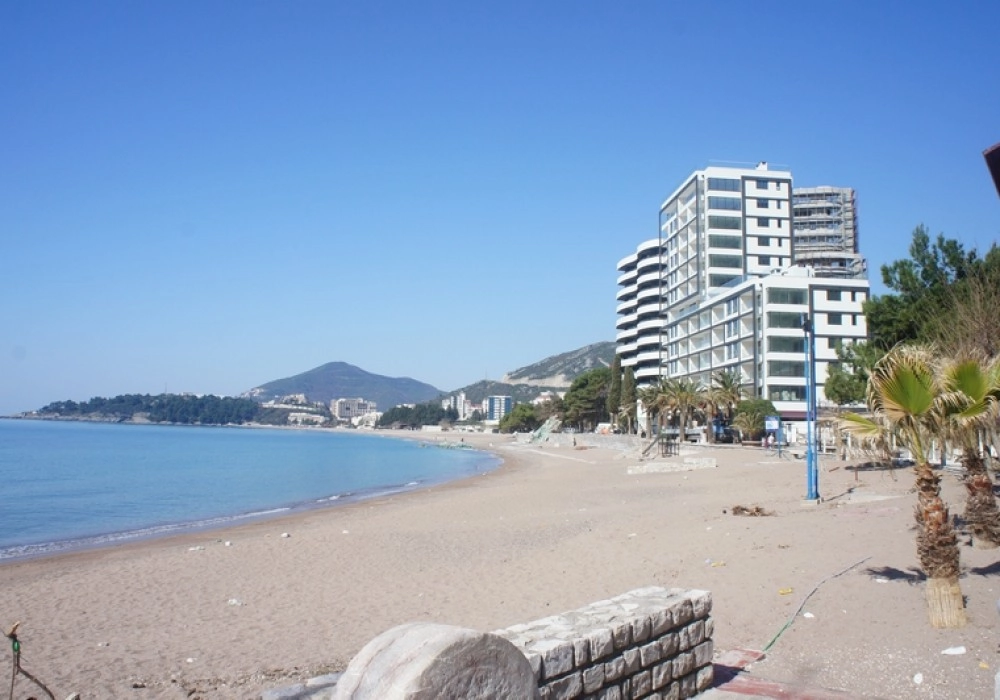Jednosoban-stan-na-prvoj-liniji-u-Rafailovicima-Budva-6 Jednosoban stan 85 m² – Rafailovići, Budva — fotografija 7