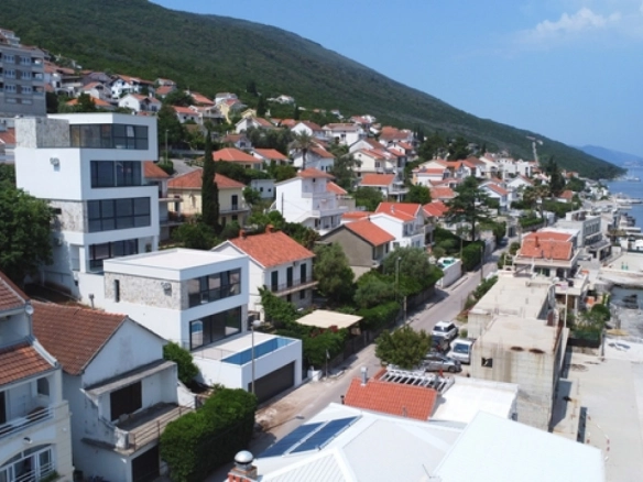 Kuća – Krašići, Tivat — fotografija 5