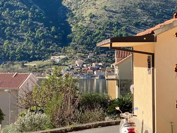 Dvosoban stan 78 m² – Dobrota, Kotor — fotografija 9
