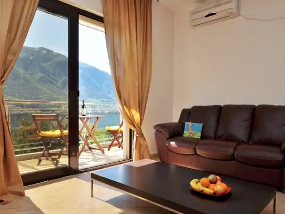 Kuća – Dobrota, Kotor — fotografija 7