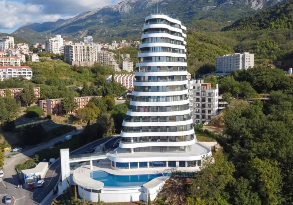 Trosoban-stan-u-novogradnji-Becici-Budva-1 Trosoban stan 160 m² – Bečići, Budva — fotografija 2
