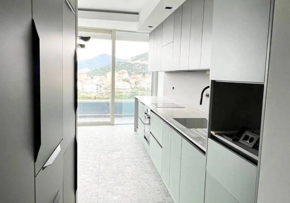 Trosoban-stan-u-novogradnji-Becici-Budva-3 Trosoban stan 160 m² – Bečići, Budva — fotografija 4