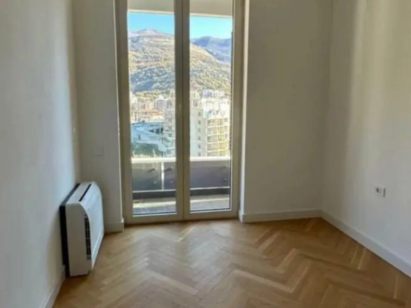 Trosoban stan 160 m² – Bečići, Budva — fotografija 7