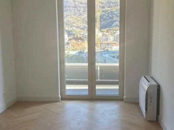 Trosoban stan 160 m² – Bečići, Budva — fotografija 8