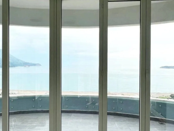 Trosoban stan 160 m² – Bečići, Budva — fotografija 15