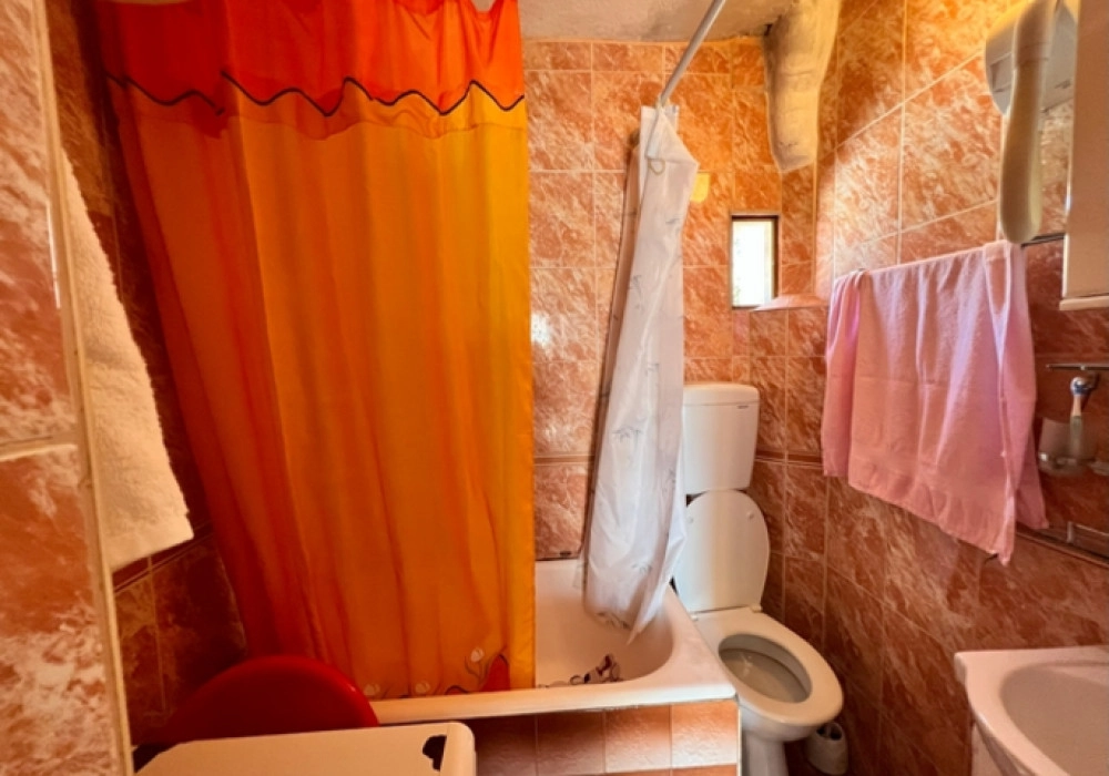 Kuca-za-mini-hotel-sa-bazenom-u-Dobroti-Kotor-5 Hotel 255 m² – Dobrota, Kotor — fotografija 6