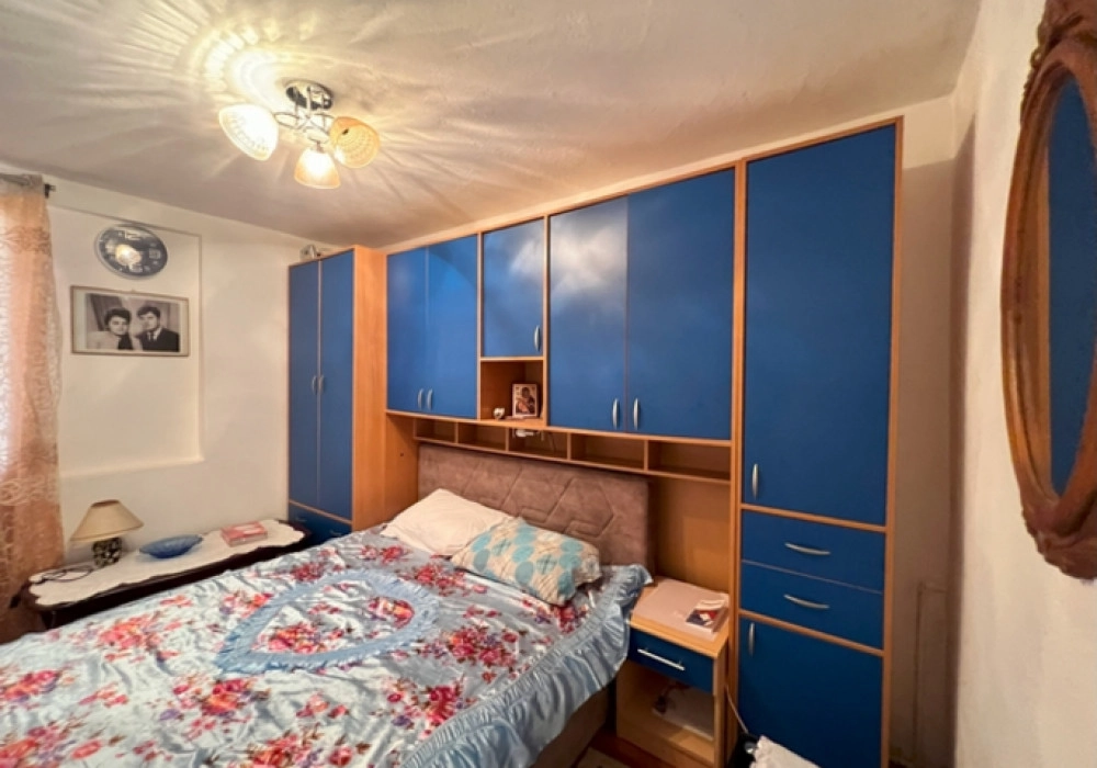 Kuca-za-mini-hotel-sa-bazenom-u-Dobroti-Kotor-7 Hotel 255 m² – Dobrota, Kotor — fotografija 8