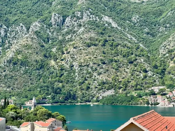 Hotel 255 m² – Dobrota, Kotor — fotografija 13