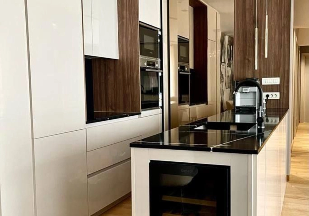 Trosoban-stan-sa-pogledom-na-more-u-Rozinu-Budva-14 Trosoban stan 144 m² – Rozino, Budva — fotografija 15