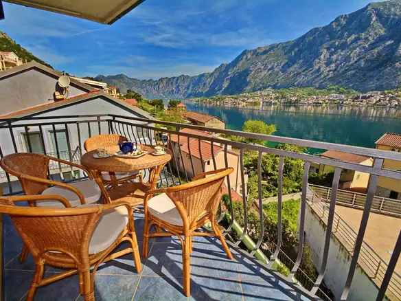 Hotel sa pogledom na more u Muu