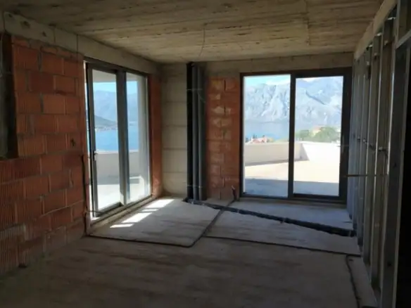 Trosoban stan 256 m² – Dobrota, Kotor — fotografija 12