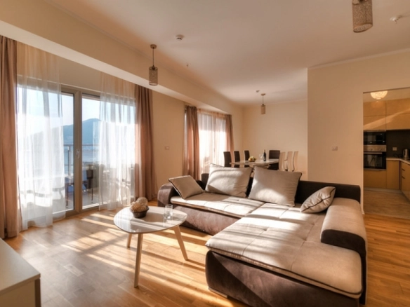 Trosoban stan 125 m² – Vidikovac, Budva — fotografija 4