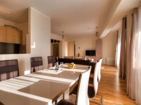 Trosoban stan 125 m² – Vidikovac, Budva — fotografija 7