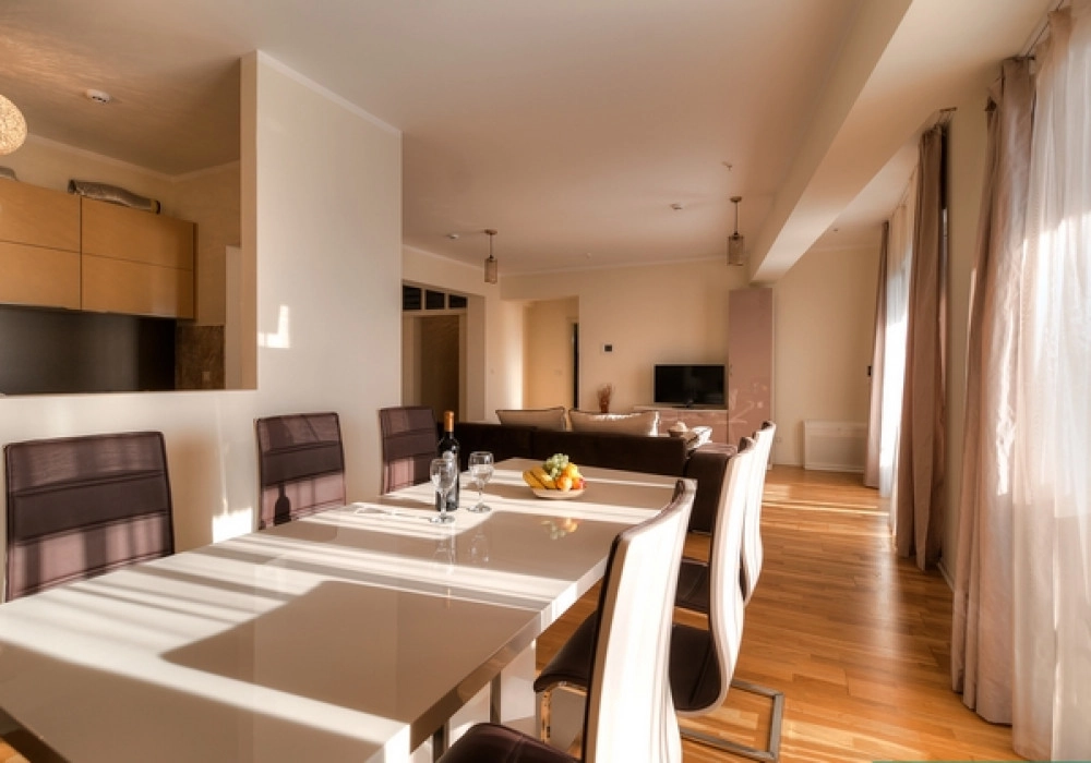 Trosoban-stan-u-kompleksu-Harmonia-Vidikovac-Budva-6 Trosoban stan 125 m² – Vidikovac, Budva — fotografija 7