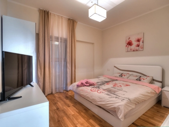 Trosoban stan 125 m² – Vidikovac, Budva — fotografija 14