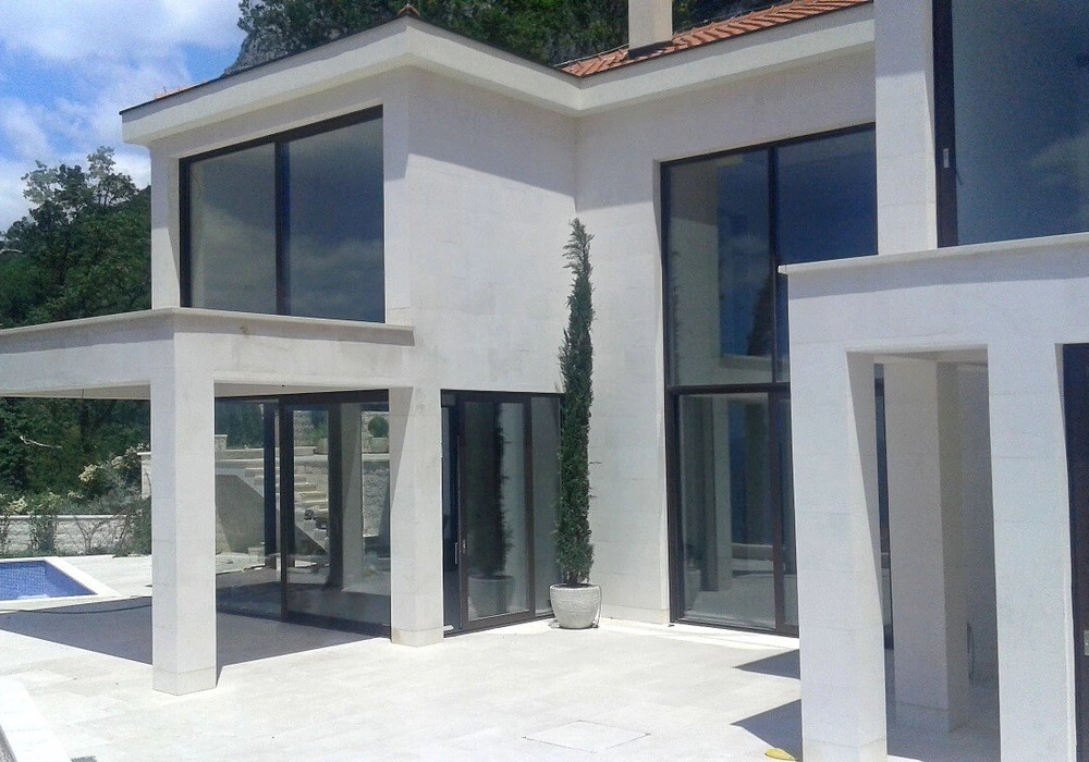 Kuca-sa-bazenom-u-Rezevicima-Budva-1 Kuća 174 m² – Reževići, Budva — fotografija 2