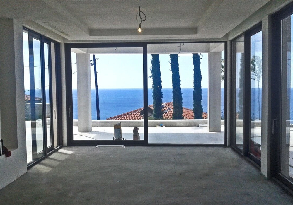 Kuca-sa-bazenom-u-Rezevicima-Budva-4 Kuća 174 m² – Reževići, Budva — fotografija 5