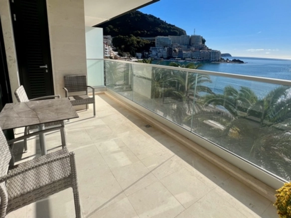Dvosoban stan 107 m² – Rafailovići, Budva — fotografija 2