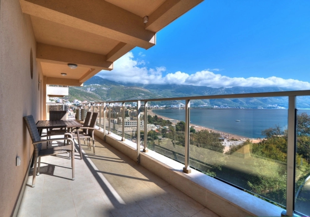 Trosoban-stan-u-kompleksu-Harmonia-Vidikovac-Budva-4 Trosoban stan 125 m² – Vidikovac, Budva — fotografija 5