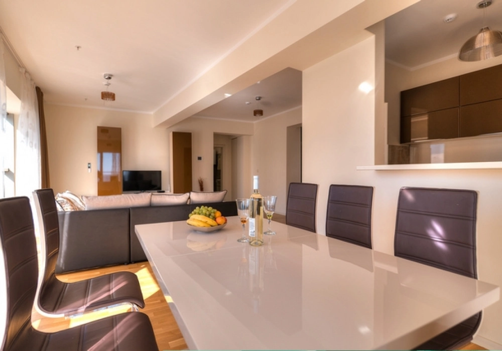 Trosoban-stan-u-kompleksu-Harmonia-Vidikovac-Budva-6 Trosoban stan 125 m² – Vidikovac, Budva — fotografija 7