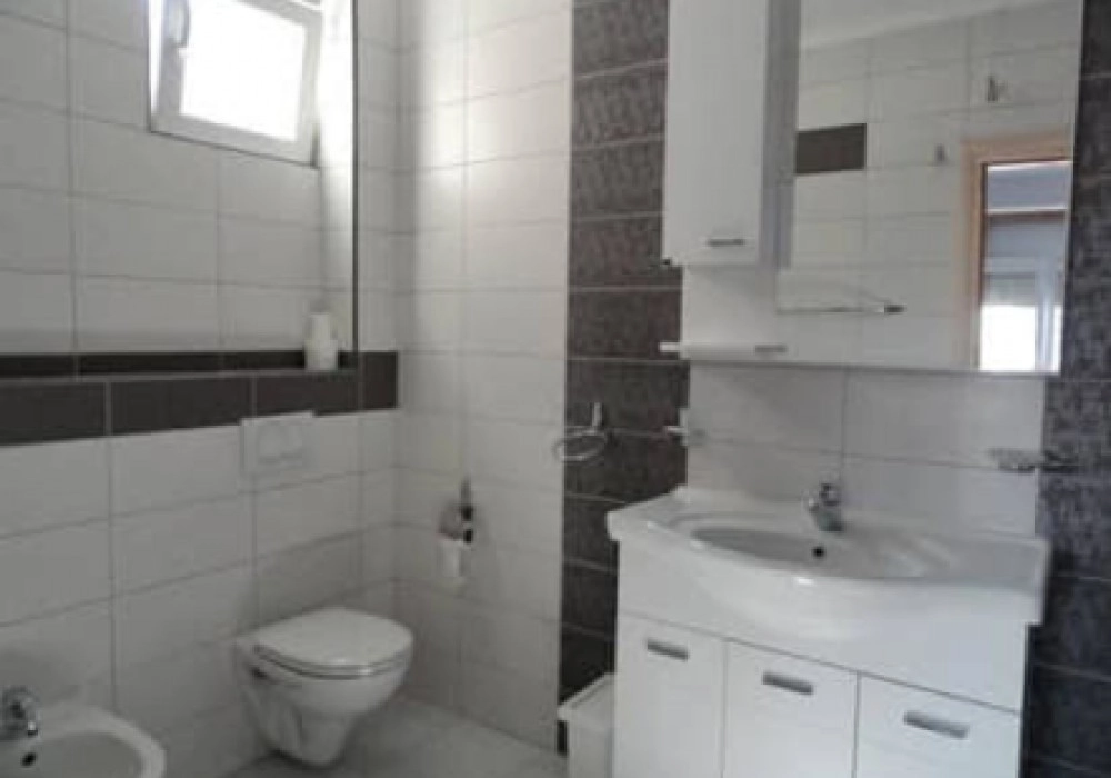 Aparthotel-sa-8-apartmana-u-Prznu-Budva-6 Hotel 189 m² – Pržno, Budva — fotografija 7