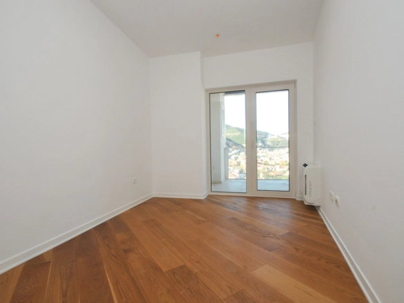 Dvosoban stan 127 m² – Centar, Budva — fotografija 13