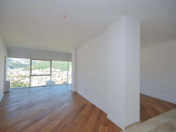 Dvosoban stan 127 m² – Centar, Budva — fotografija 14