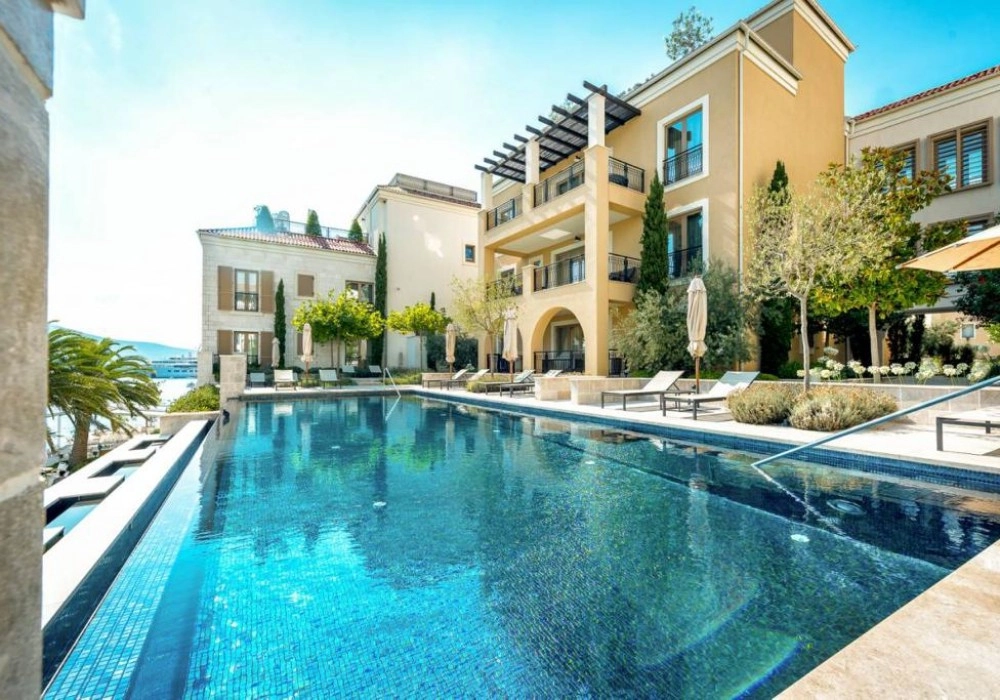 Jednosoban-stan-u-kompleksu-Ksenia-Seljanovo-Tivat-12 Jednosoban stan 83 m² – Gorica, Tivat — fotografija 13