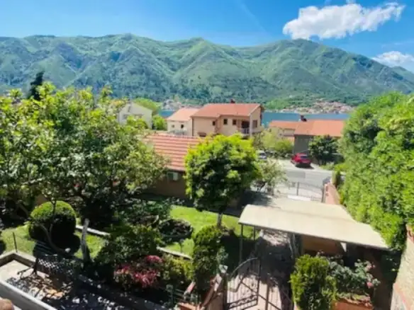 Kuća 120 m² – Dobrota, Kotor — fotografija 2