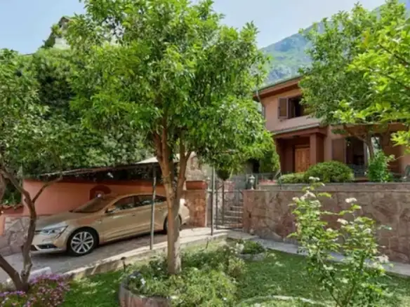 Kuća 120 m² – Dobrota, Kotor — fotografija 5