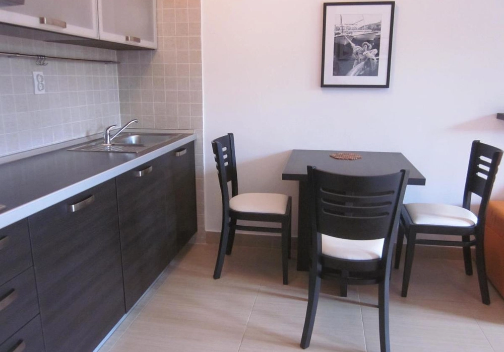 Mali-apart-hotel-u-Prznu-Budva-5 Hotel 170 m² – Pržno, Budva — fotografija 6