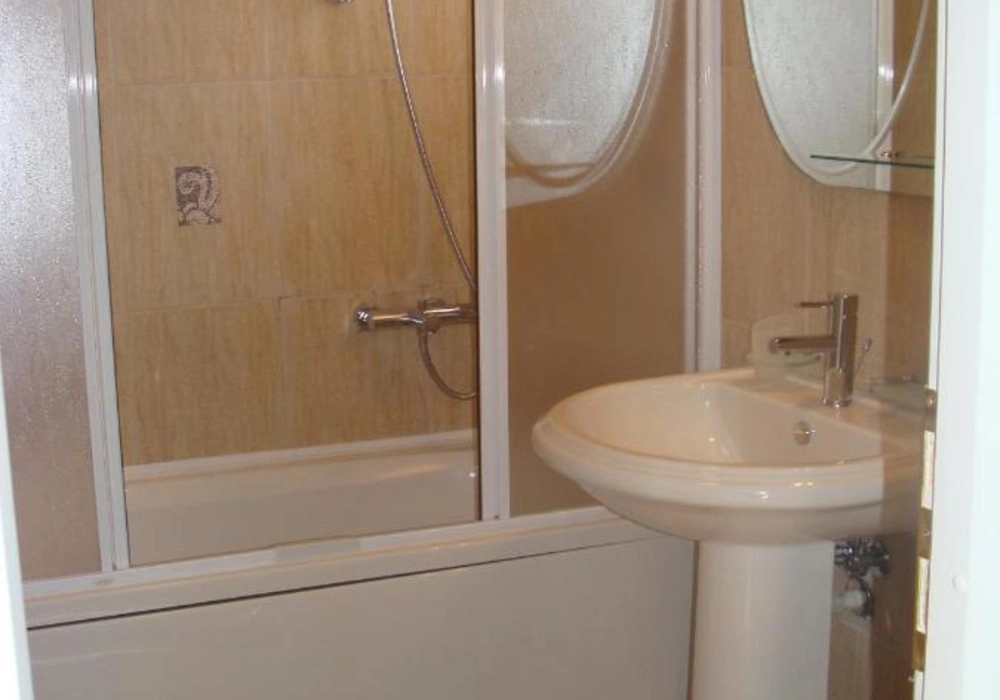 Mali-apart-hotel-u-Prznu-Budva-6 Hotel 170 m² – Pržno, Budva — fotografija 7