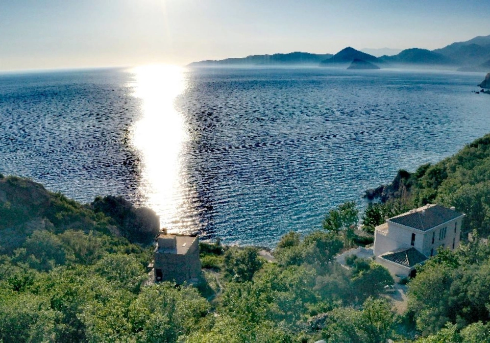 Plac-blizu-mora-u-Rezevicima-Budva-4 Plac 1.100 m² – Reževići, Budva — fotografija 5