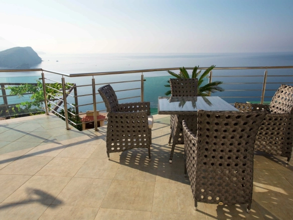 Trosoban stan 211 m² – Komoševina, Budva — fotografija 13