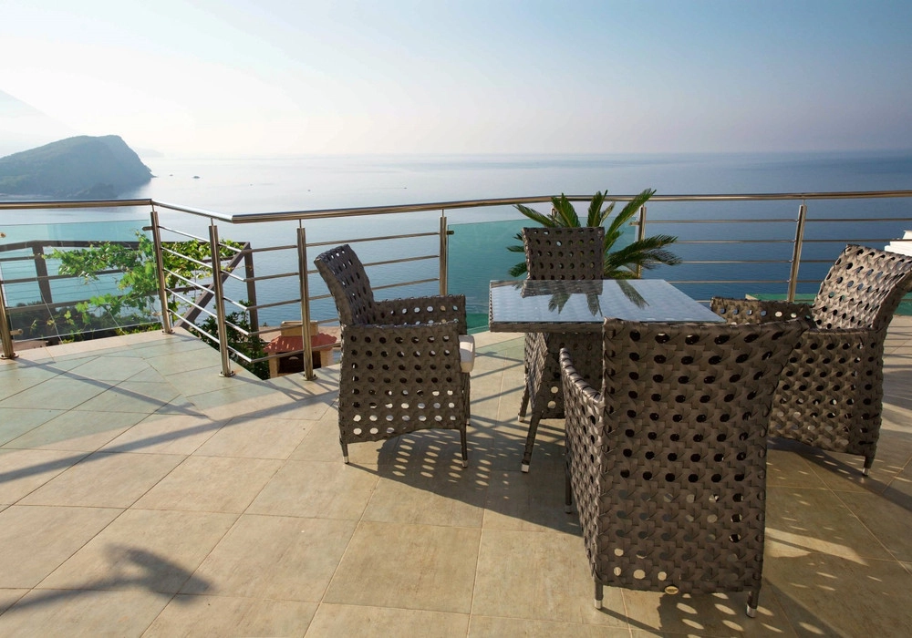 Trosoban-stan-sa-bazenom-u-Komosevini-Budva-12 Trosoban stan 211 m² – Komoševina, Budva — fotografija 13