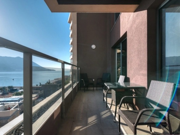 Trosoban stan 149 m² – Vidikovac, Budva — fotografija 2