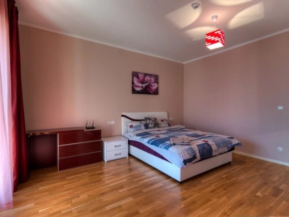 Trosoban stan 149 m² – Vidikovac, Budva — fotografija 8