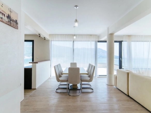 Trosoban stan 257 m² – Boreti, Budva — fotografija 5