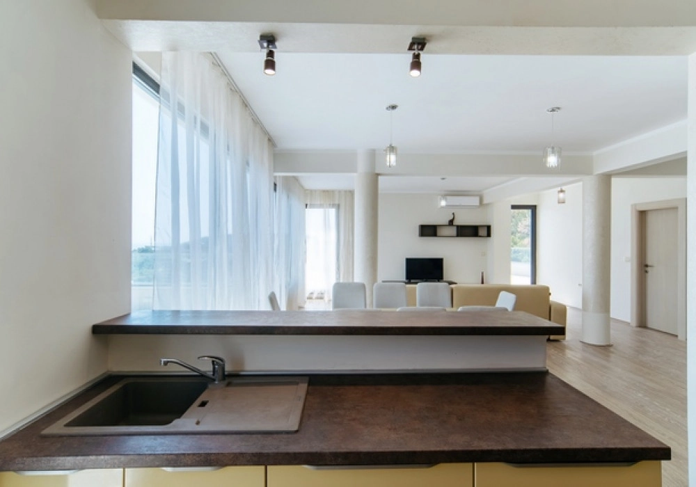 Trosoban-stan-sa-terasom-u-Boretima-Budva-13 Trosoban stan 257 m² – Boreti, Budva — fotografija 14