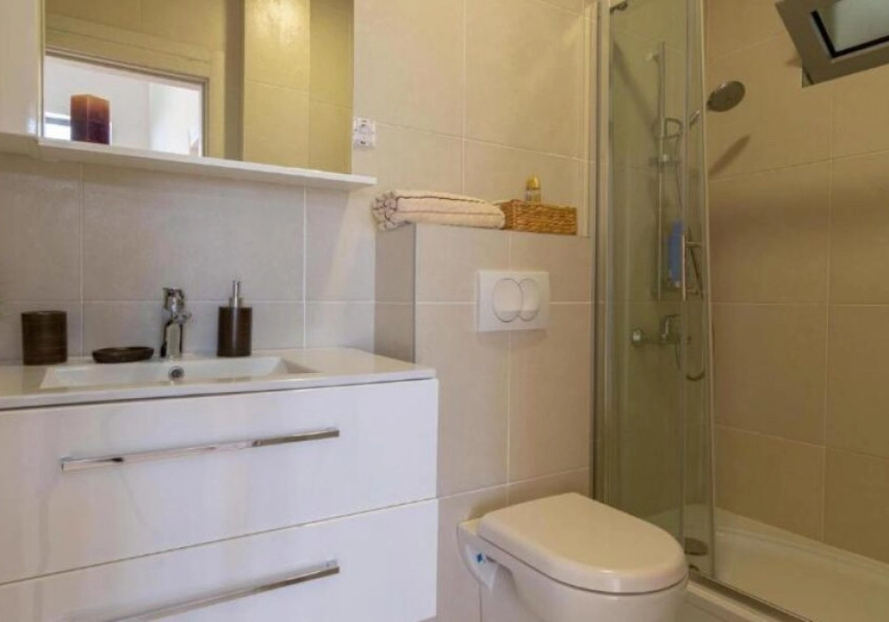 Nova-kuca-sa-bazenom-u-Kavacu-Kotor-12 Kuća 220 m² – Kavač, Kotor — fotografija 13