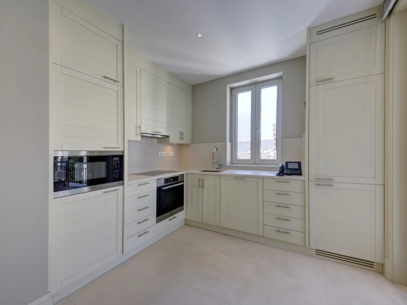 Dvosoban stan 128 m² – Gorica, Tivat — fotografija 6