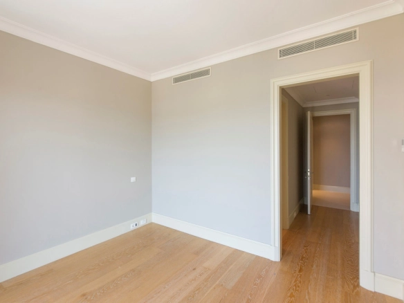 Dvosoban stan 128 m² – Gorica, Tivat — fotografija 10