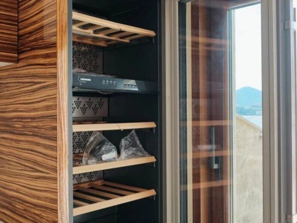 Trosoban stan 350 m² – Rafailovići, Budva — fotografija 12