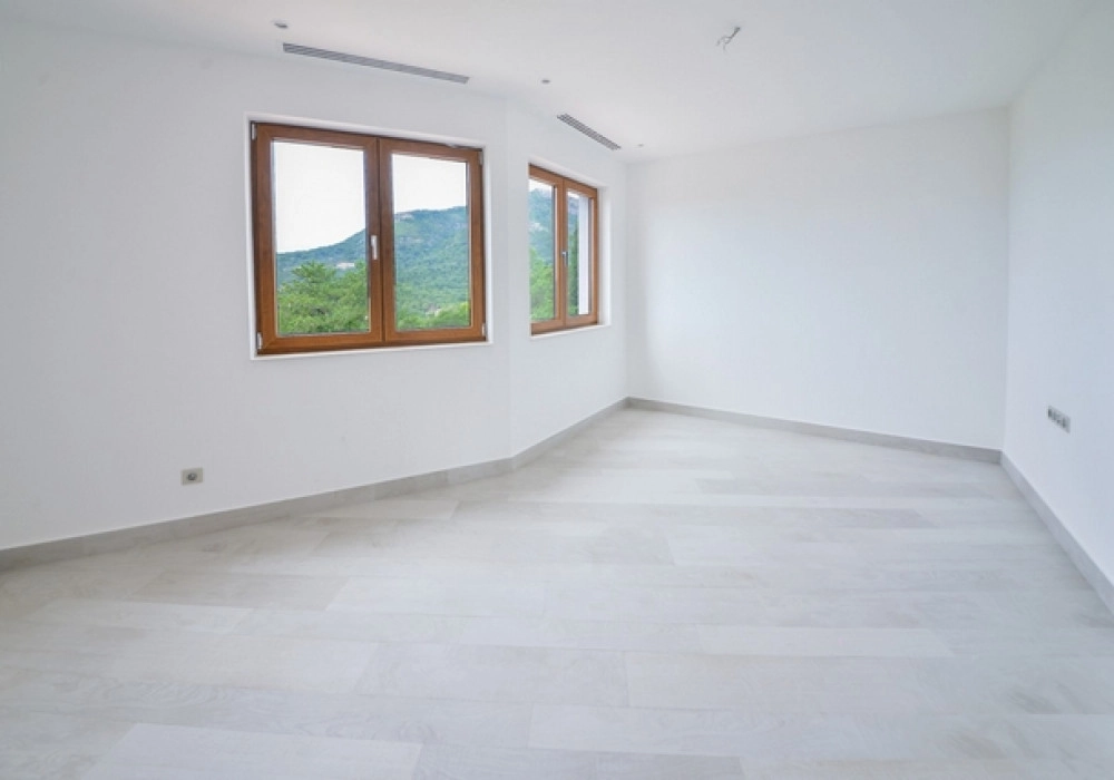 Moderna-kuca-sa-bazenom-u-Kavacu-Kotor-7 Kuća 320 m² – Kavač, Kotor — fotografija 8