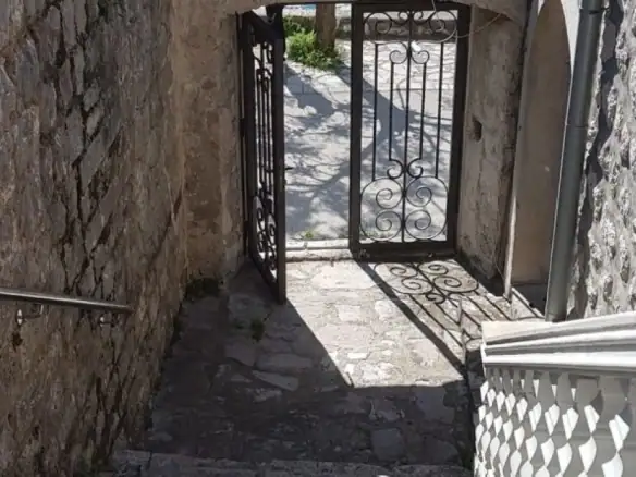 Plac 759 m² – Dobrota, Kotor — fotografija 2