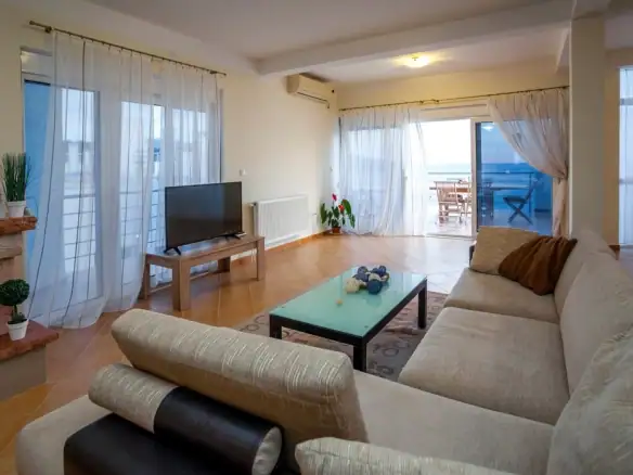 Kuća 505 m² – Dobra Voda, Bar — fotografija 2