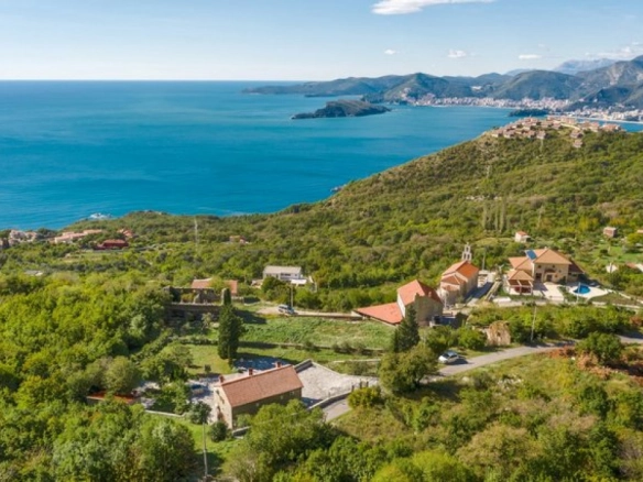 Kamena kuća sa pogledom na more