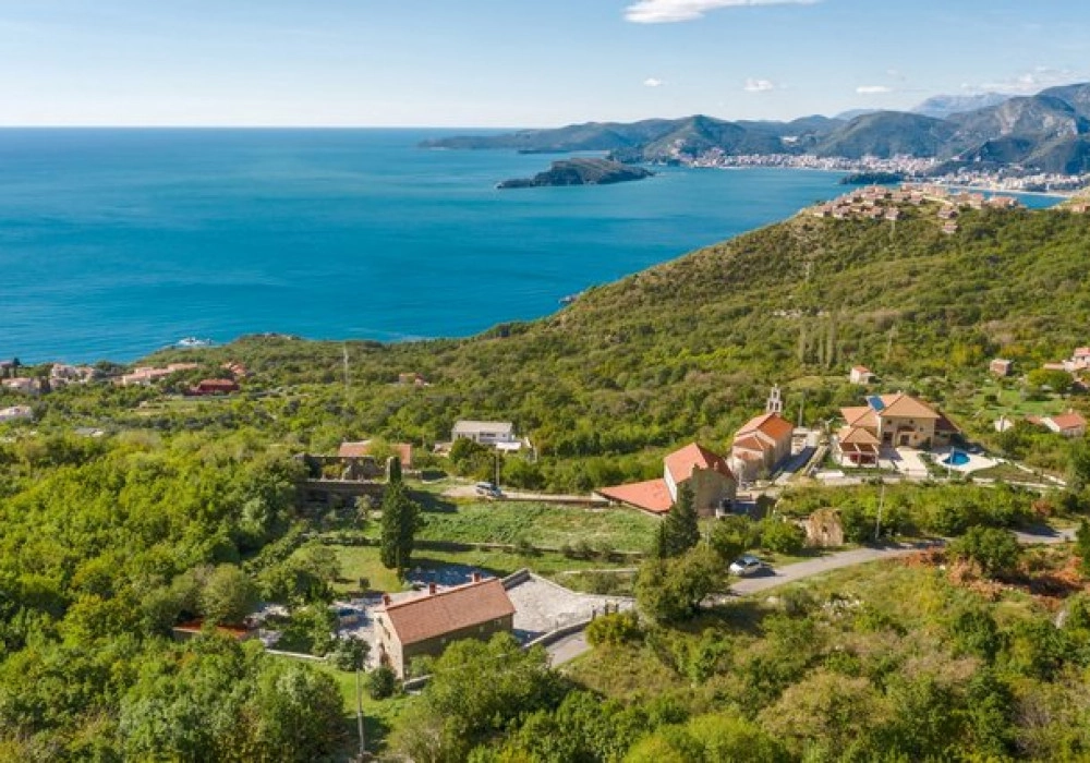 Kamena-kuca-sa-pogledom-na-more-Blizikuce-Budva Kamena kuća sa pogledom na more