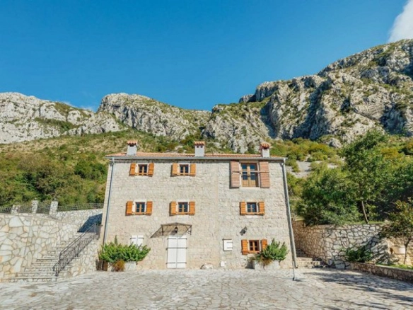 Kuća 2.847 m² – Blizikuće, Budva — fotografija 3